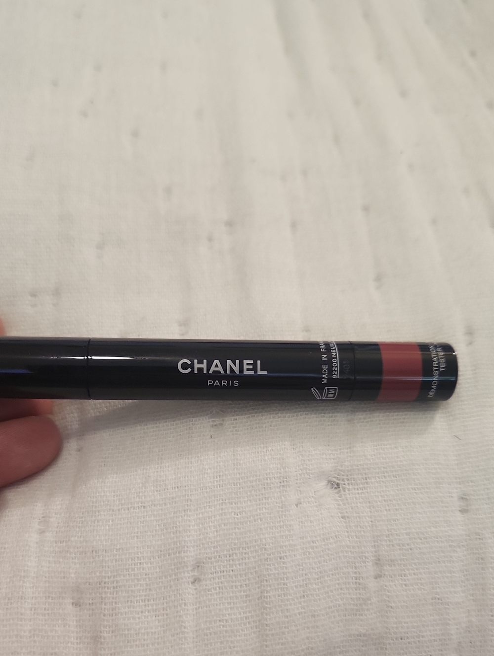 CHANEL ROUGE COCO STYLO COMPLETE LIPSHINE 214- MASSAGE.